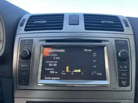 Toyota Avensis (2012) thumbnail 37