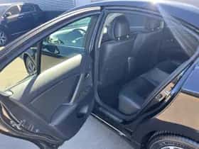 Toyota Avensis (2012) thumbnail 39