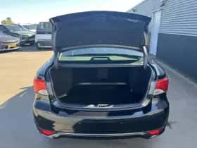 Toyota Avensis (2012) thumbnail 9