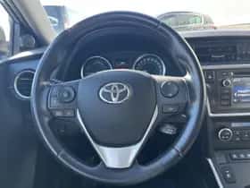 Toyota Auris (2014) thumbnail 21