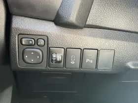 Toyota Auris (2014) thumbnail 28