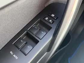 Toyota Auris (2014) thumbnail 29