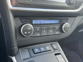 Toyota Auris (2014) thumbnail 33