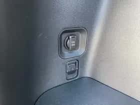 Kia Sportage (2022) thumbnail 12