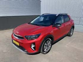 Kia Stonic (2023) thumbnail 3