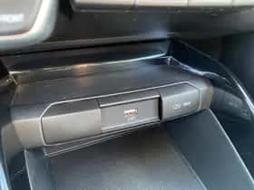 Kia Stonic (2023) thumbnail 41
