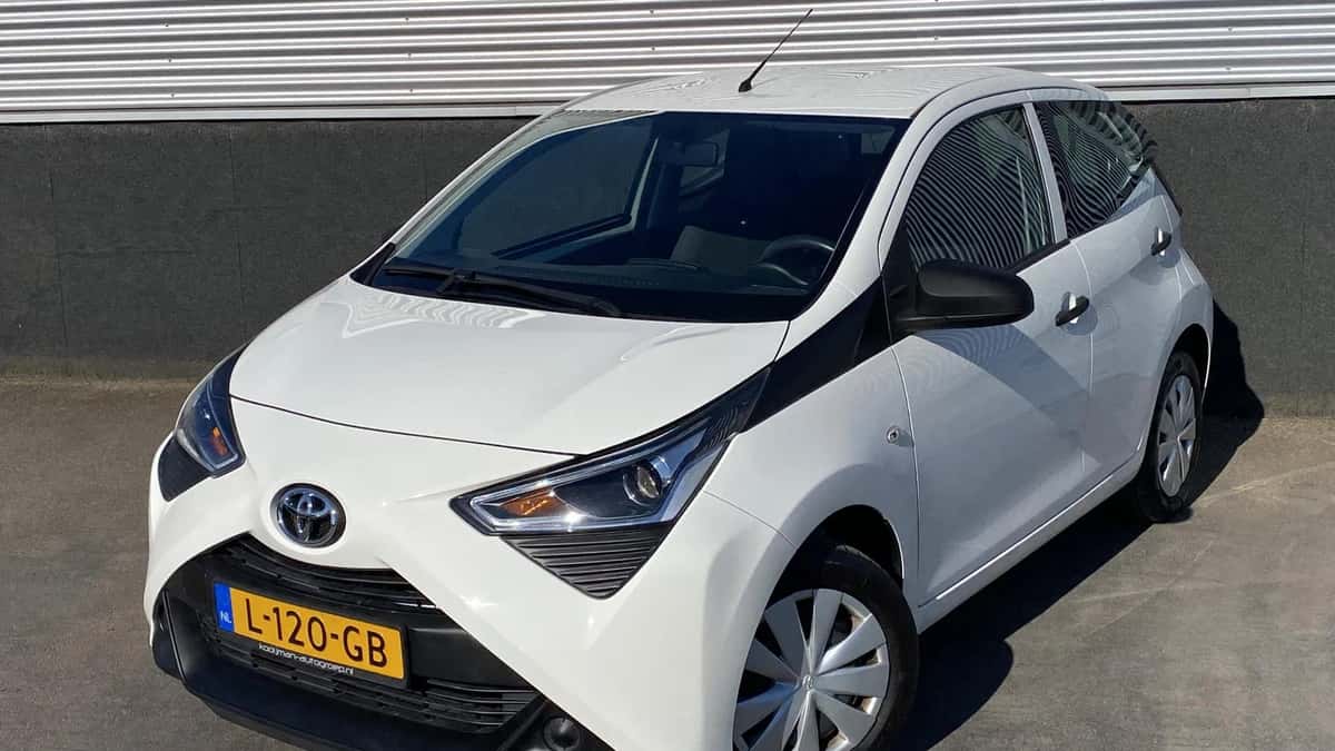 Toyota Aygo (2021) — foto 1