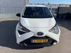 Toyota Aygo (2021) thumbnail 16
