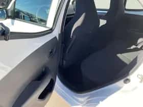 Toyota Aygo (2021) thumbnail 44