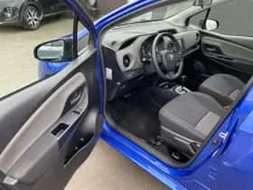 Toyota Yaris (2019) thumbnail 18