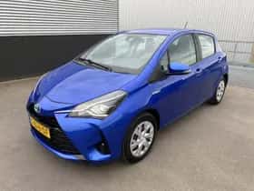 Toyota Yaris (2019) thumbnail 3