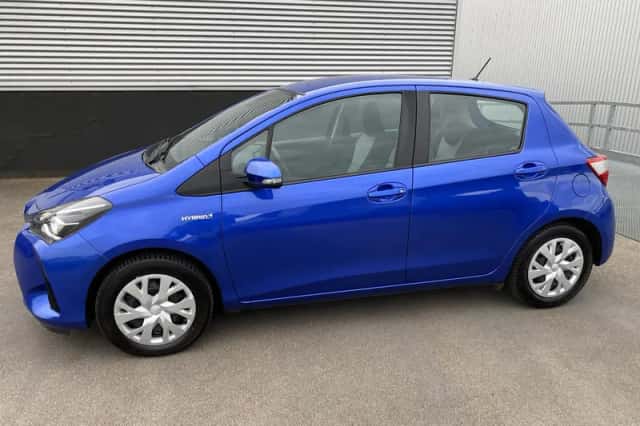 Toyota Yaris (2019) thumbnail 4