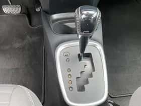 Toyota Yaris (2019) thumbnail 37