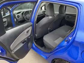 Toyota Yaris (2019) thumbnail 44