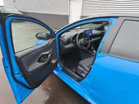Toyota Yaris (2024) thumbnail 22