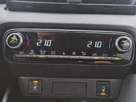 Toyota Yaris (2024) thumbnail 43