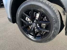 Toyota RAV4 (2018) thumbnail 19