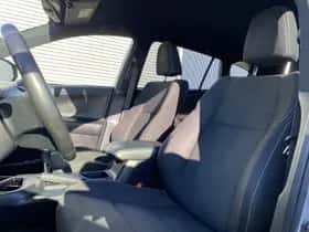 Toyota RAV4 (2018) thumbnail 25