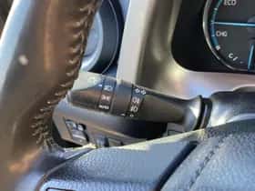 Toyota RAV4 (2018) thumbnail 29