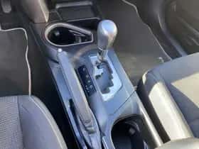 Toyota RAV4 (2018) thumbnail 36