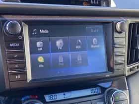 Toyota RAV4 (2018) thumbnail 42