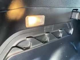 Toyota RAV4 (2018) thumbnail 9