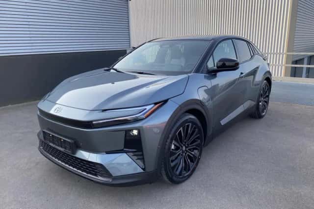 Toyota C-HR+ (2026) thumbnail 3