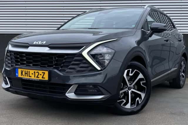 Kia Sportage (2022) thumbnail 2