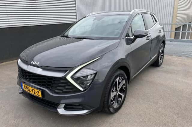 Kia Sportage (2022) thumbnail 3