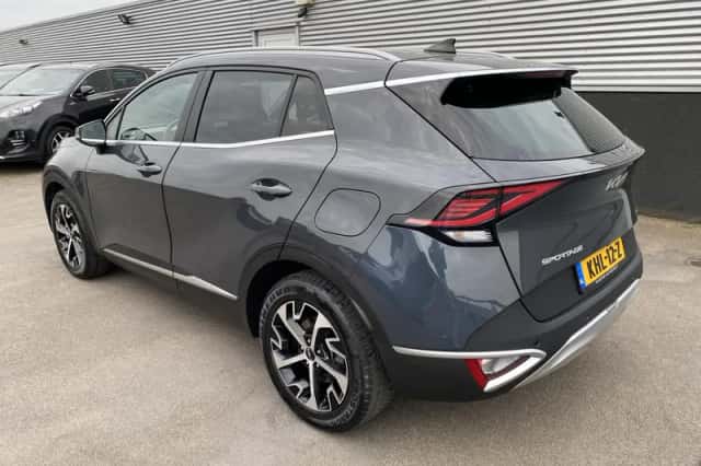 Kia Sportage (2022) thumbnail 5