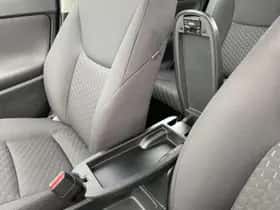 Toyota Yaris Cross (2024) thumbnail 36