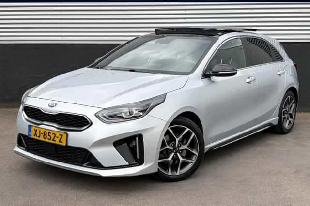 Kia Ceed (2019) thumbnail 1