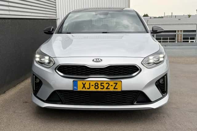 Kia Ceed (2019) thumbnail 6