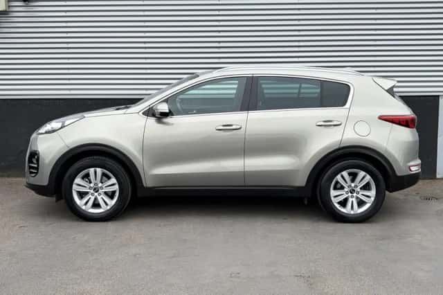 Kia Sportage (2016) thumbnail 4