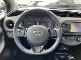 Toyota Yaris (2018) thumbnail 24