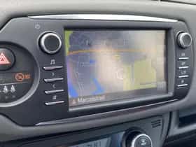 Toyota Yaris (2018) thumbnail 33