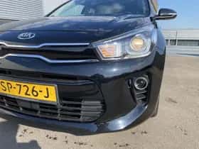 Kia Rio (2018) thumbnail 16