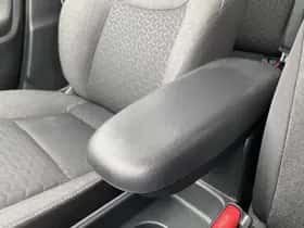 Toyota Yaris Cross (2022) thumbnail 40