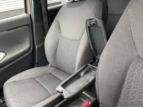 Toyota Yaris Cross (2022) thumbnail 41