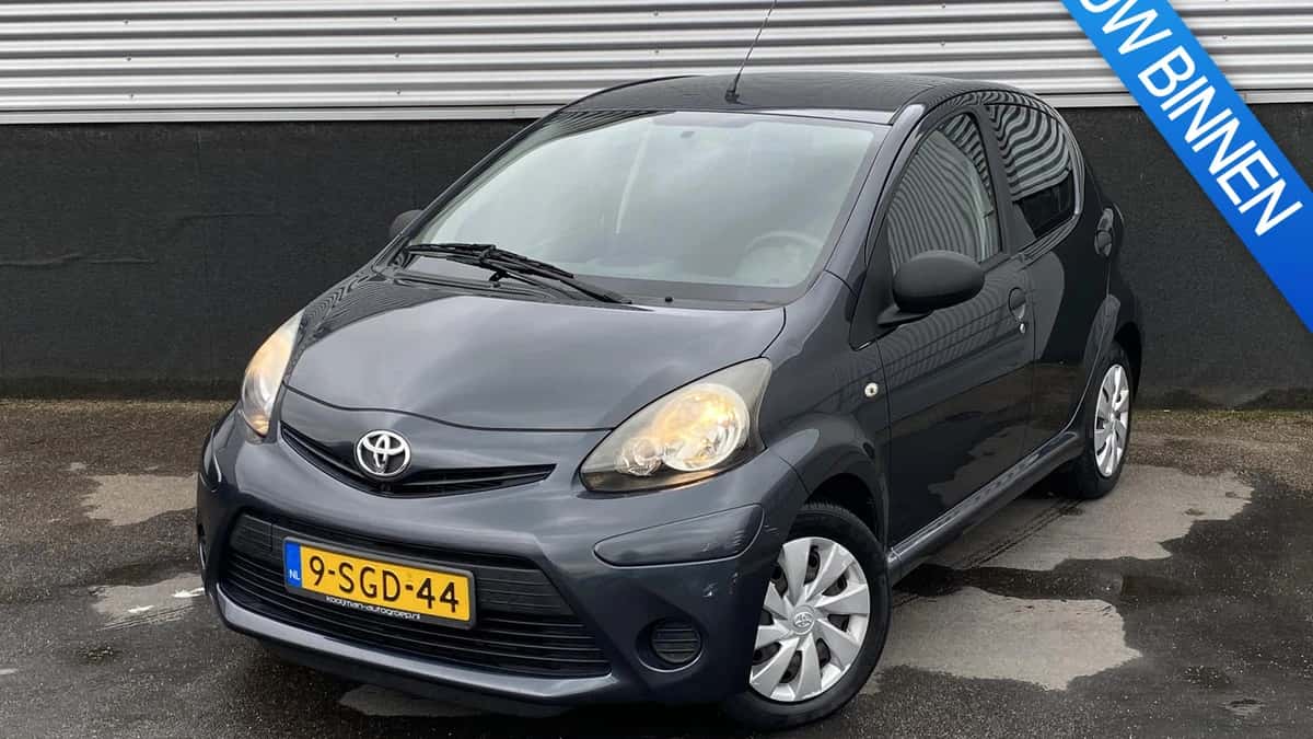 Toyota Aygo (2013) — foto 1