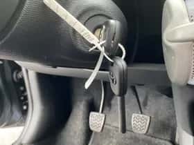 Toyota Aygo (2013) thumbnail 25