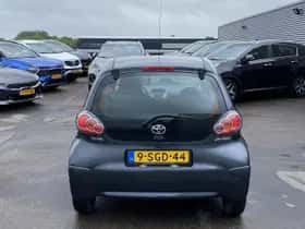 Toyota Aygo (2013) thumbnail 6