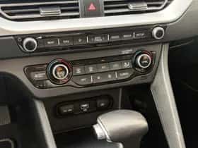 Kia Niro (2020) thumbnail 25