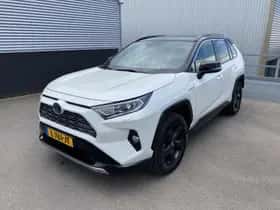 Toyota RAV4 (2020) thumbnail 3