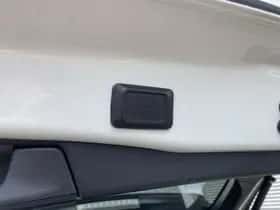 Toyota RAV4 (2020) thumbnail 9