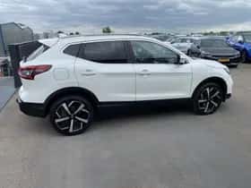 Nissan Qashqai (2018) thumbnail 19