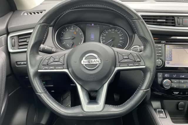 Nissan Qashqai (2018) thumbnail 4