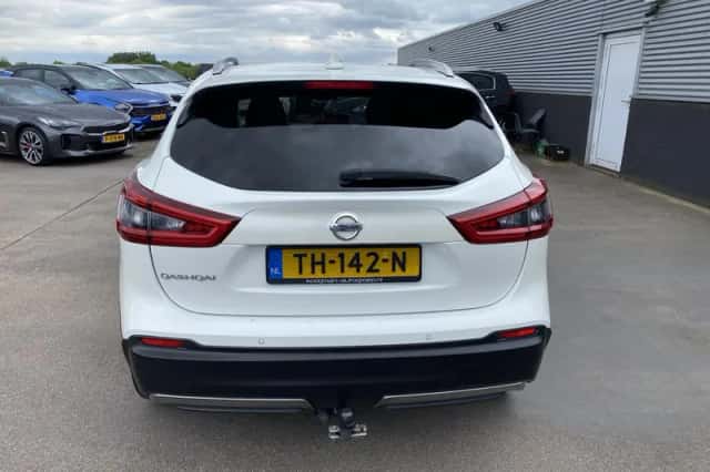 Nissan Qashqai (2018) thumbnail 5