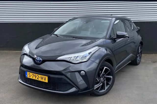 Toyota C-HR (2023) thumbnail 1