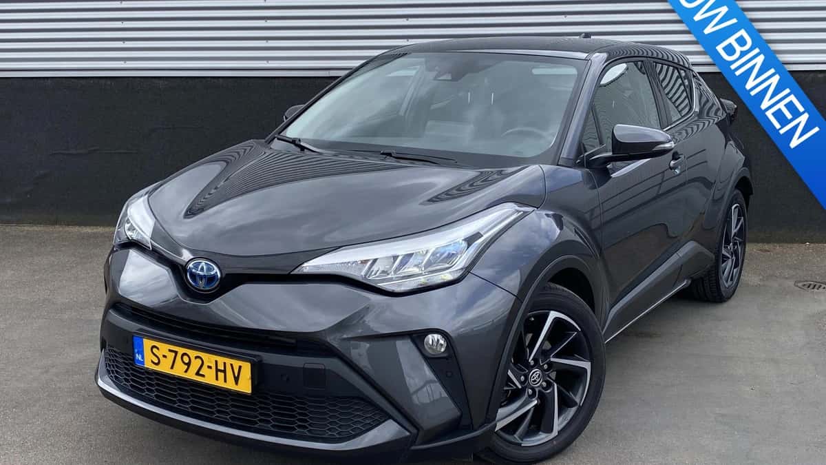 Toyota C-HR (2023) — foto 1